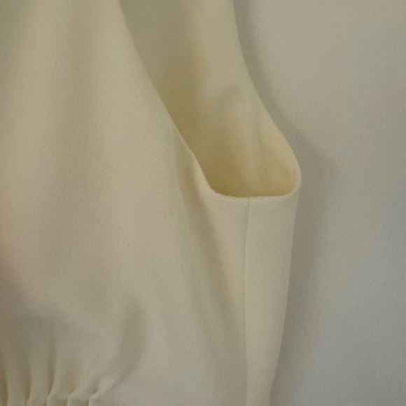 Lela Rose White Crepe Ruched Blouse Size 8 - Picture 6 of 7